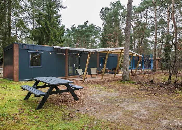 Cosy 4 Pers Midden In Bos Op De Veluwe