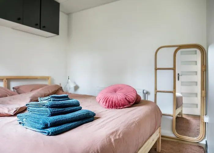 Cosy 4 Pers Midden In Bos Op De Veluwe Chalet