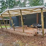 Cosy 4 Pers Midden In Bos Op De Veluwe